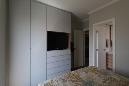 Apartamento à venda com 101m², 3 quartos e 3 vagas Apartamento à venda com 101m², 3 quartos e 3 vagasSuíte