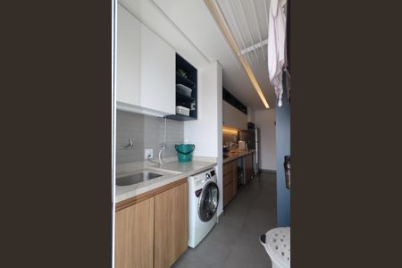 Apartamento à venda com 101m², 3 quartos e 3 vagas Apartamento à venda com 101m², 3 quartos e 3 vagasÁrea de Serviço