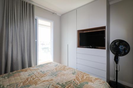 Apartamento à venda com 101m², 3 quartos e 3 vagas Apartamento à venda com 101m², 3 quartos e 3 vagasSuíte