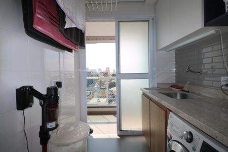 Apartamento à venda com 101m², 3 quartos e 3 vagas Apartamento à venda com 101m², 3 quartos e 3 vagasÁrea de Serviço