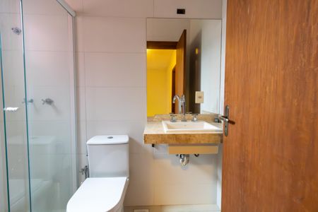 Casa à venda com 143m², 3 quartos e 1 vagaBanheiro