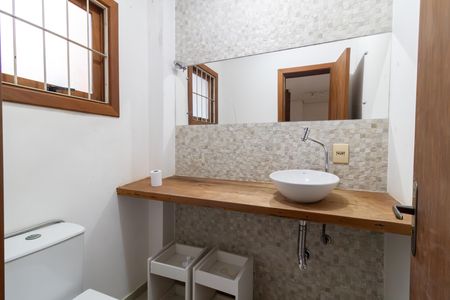 Casa à venda com 143m², 3 quartos e 1 vagaLavabo