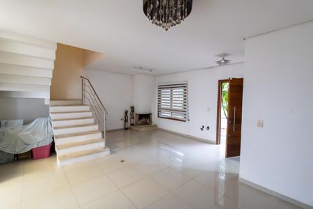 Sala de casa à venda com 3 quartos, 143m² em Hípica, Porto Alegre