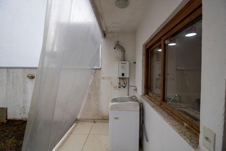 Casa à venda com 143m², 3 quartos e 1 vagaÁrea de Serviço