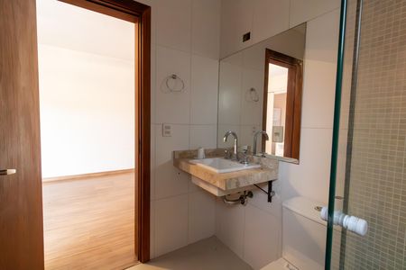 Casa à venda com 143m², 3 quartos e 1 vagaBanheiro da Suíte
