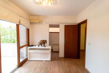Casa à venda com 143m², 3 quartos e 1 vagaSuíte