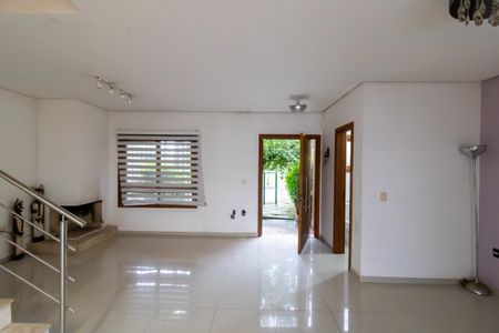 Sala de casa à venda com 3 quartos, 143m² em Hípica, Porto Alegre