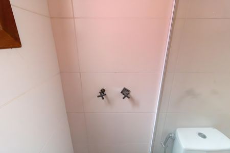 Casa à venda com 143m², 3 quartos e 1 vagaBanheiro