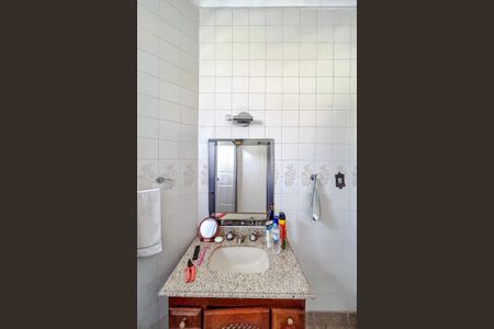 Casa para alugar com 80m², 3 quartos e 1 vagaBanheiro