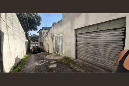 Casa à venda com 239m², 4 quartos e 3 vagas
