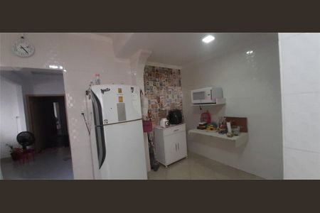 Casa à venda com 239m², 4 quartos e 3 vagas