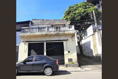 Casa à venda com 239m², 4 quartos e 3 vagas
