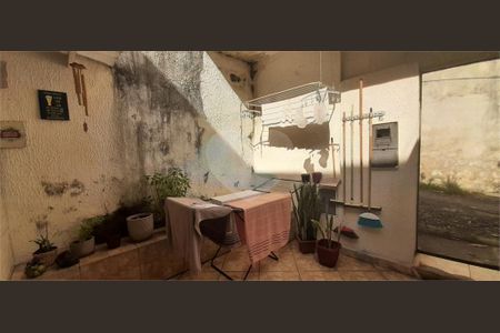 Casa à venda com 239m², 4 quartos e 3 vagas