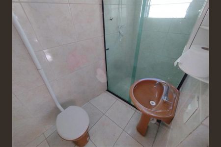 Casa à venda com 2 quartos, 174m² em Vila Margarida, São Paulo