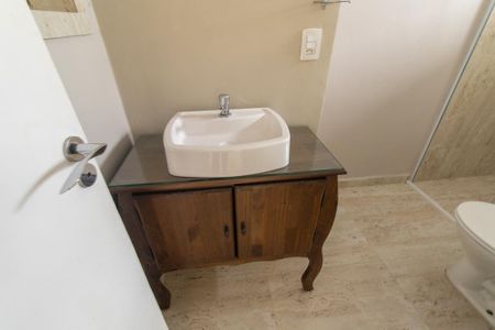 Casa para alugar com 300m², 3 quartos e 2 vagasBanheiro da Suíte 1