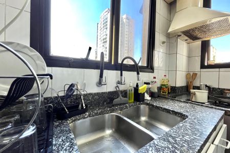 Apartamento à venda com 170m², 3 quartos e 4 vagasCozinha