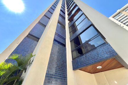 Apartamento à venda com 170m², 3 quartos e 4 vagasFachada