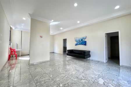 Apartamento à venda com 170m², 3 quartos e 4 vagasÁrea comum - Salão de festas