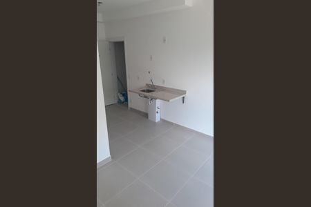 Cozinha de kitnet/studio para alugar com 1 quarto, 28m² em Chácara Seis de Outubro, São Paulo