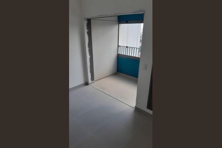 Sala/Quarto de kitnet/studio para alugar com 1 quarto, 28m² em Chácara Seis de Outubro, São Paulo