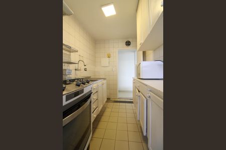 Apartamento à venda com 87m², 2 quartos e 2 vagas Apartamento à venda com 87m², 2 quartos e 2 vagasCozinha