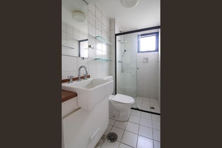 Apartamento à venda com 87m², 2 quartos e 2 vagas Apartamento à venda com 87m², 2 quartos e 2 vagasBanheiro Suíte