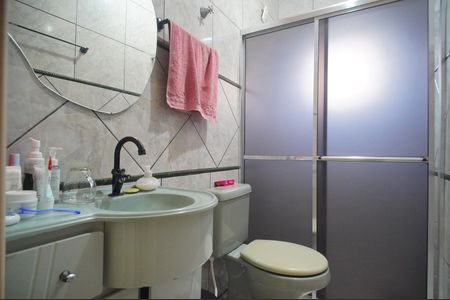 Casa à venda com 195m², 4 quartos e 2 vagasBanheiro 1