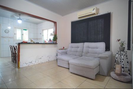 Casa à venda com 195m², 4 quartos e 2 vagasSala