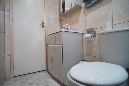 Casa à venda com 195m², 4 quartos e 2 vagasBanheiro 2