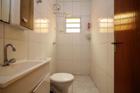 Casa para alugar com 100m², 2 quartos e 2 vagasBanheiro