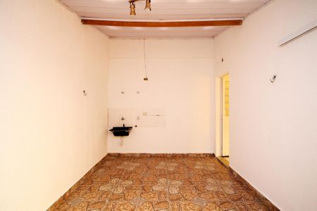 Casa para alugar com 100m², 2 quartos e 2 vagasLavanderia