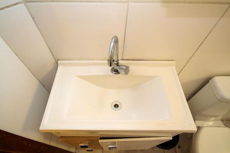 Casa para alugar com 100m², 2 quartos e 2 vagasBanheiro