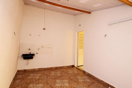 Casa para alugar com 100m², 2 quartos e 2 vagasLavanderia