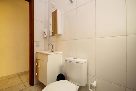 Casa para alugar com 100m², 2 quartos e 2 vagasBanheiro