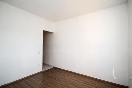 Casa para alugar com 100m², 2 quartos e 2 vagasSuíte