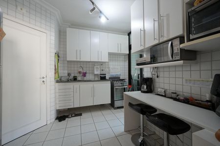 Apartamento à venda com 82m², 3 quartos e 2 vagasCozinha