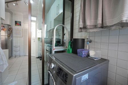 Apartamento à venda com 82m², 3 quartos e 2 vagasÁrea de Serviço