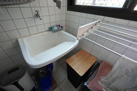 Apartamento à venda com 82m², 3 quartos e 2 vagasÁrea de Serviço