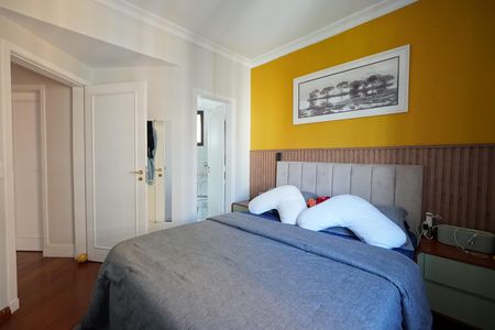 Apartamento à venda com 82m², 3 quartos e 2 vagasSuíte