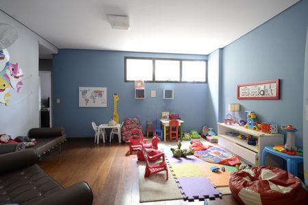 Apartamento à venda com 82m², 3 quartos e 2 vagasBrinquedoteca