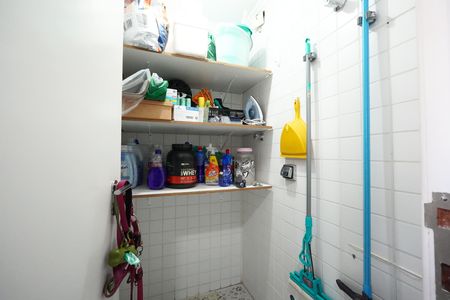 Apartamento à venda com 82m², 3 quartos e 2 vagasDispensa