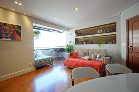 Apartamento à venda com 82m², 3 quartos e 2 vagasSala