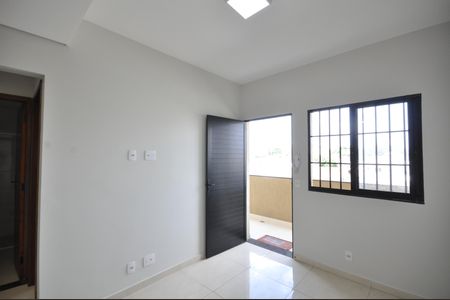 Sala de apartamento para alugar com 2 quartos, 47m² em Parque Edu Chaves, São Paulo