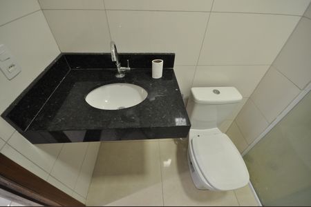 Apartamento para alugar com 47m², 2 quartos e sem vagaBanheiro