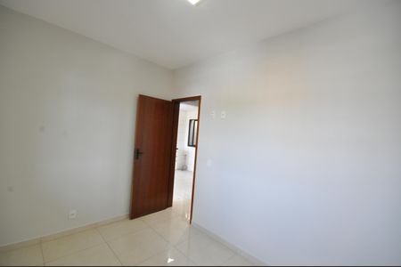 Quarto 1 de apartamento para alugar com 2 quartos, 47m² em Parque Edu Chaves, São Paulo