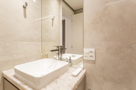 Apartamento à venda com 149m², 3 quartos e 2 vagasBanheiro da Suíte 2