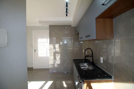 Cozinha de apartamento à venda com 2 quartos, 48m² em Vaz Lobo, Rio de Janeiro