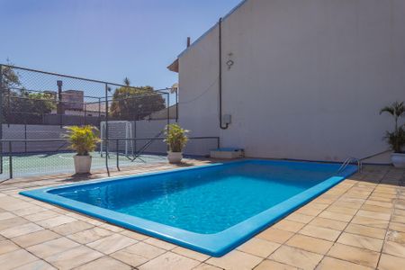 Casa de condomínio à venda com 181m², 4 quartos e 2 vagasÁrea comum - Piscina