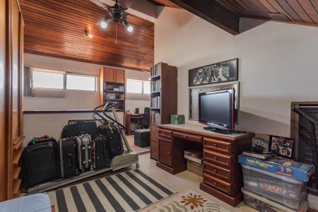 Casa de condomínio à venda com 181m², 4 quartos e 2 vagasQuarto 3