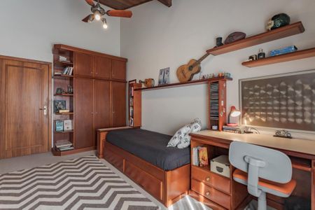 Casa de condomínio à venda com 181m², 4 quartos e 2 vagasQuarto 1